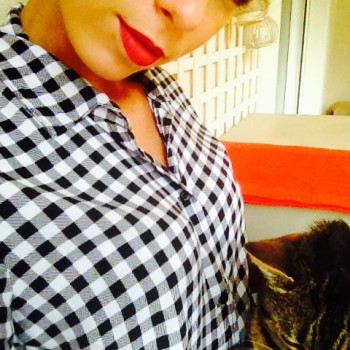 Perfil de Hinda, 31 años, Buscar sexo en Lomoviejo (Bizkaia)